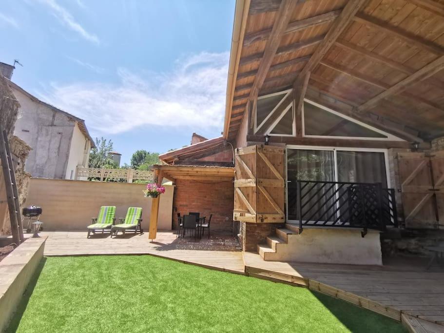 Montpezat  Gite Le Jardin Secret Et Gite Au Temps Suspendu מראה חיצוני תמונה